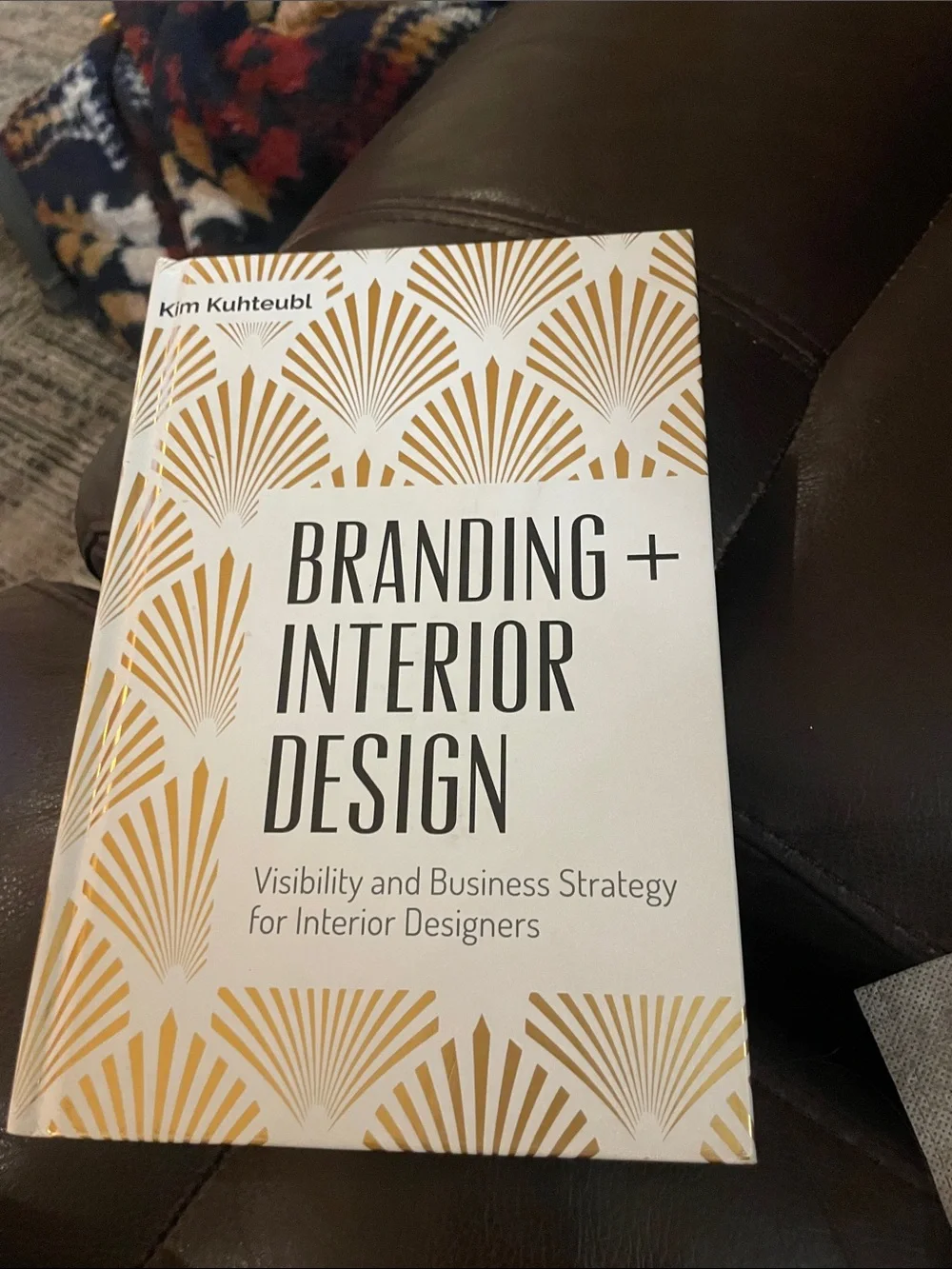 Kim Kuhteubl branding + Interior design book